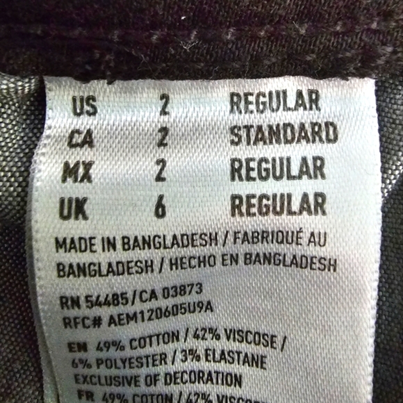 American Eagle Outfitters Super Stretch Jegging Size 2‎ Black Skinny Distressed - Picture 7 of 8